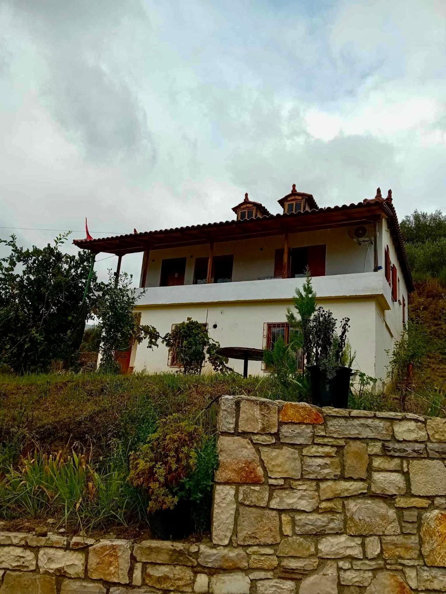 Villa Romario เบราท ภายนอก รูปภาพ
